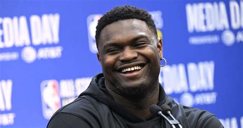 Zion Williamson and girlfriend reveal they’re expecting a baby girl